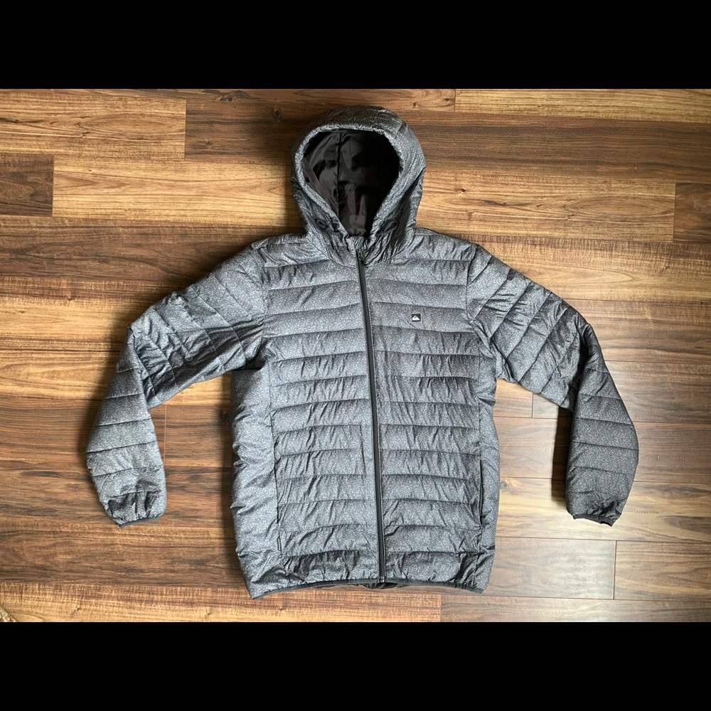 Quiksilver Grey Puffer Jacket Medium